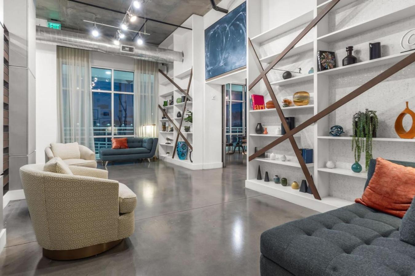 Modern 2 Bed Getaway Steps From Tropicana Field St. Petersburg Eksteriør bilde