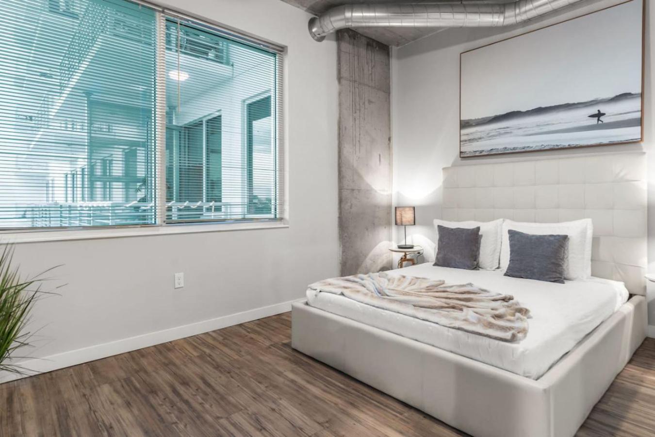 Modern 2 Bed Getaway Steps From Tropicana Field St. Petersburg Eksteriør bilde